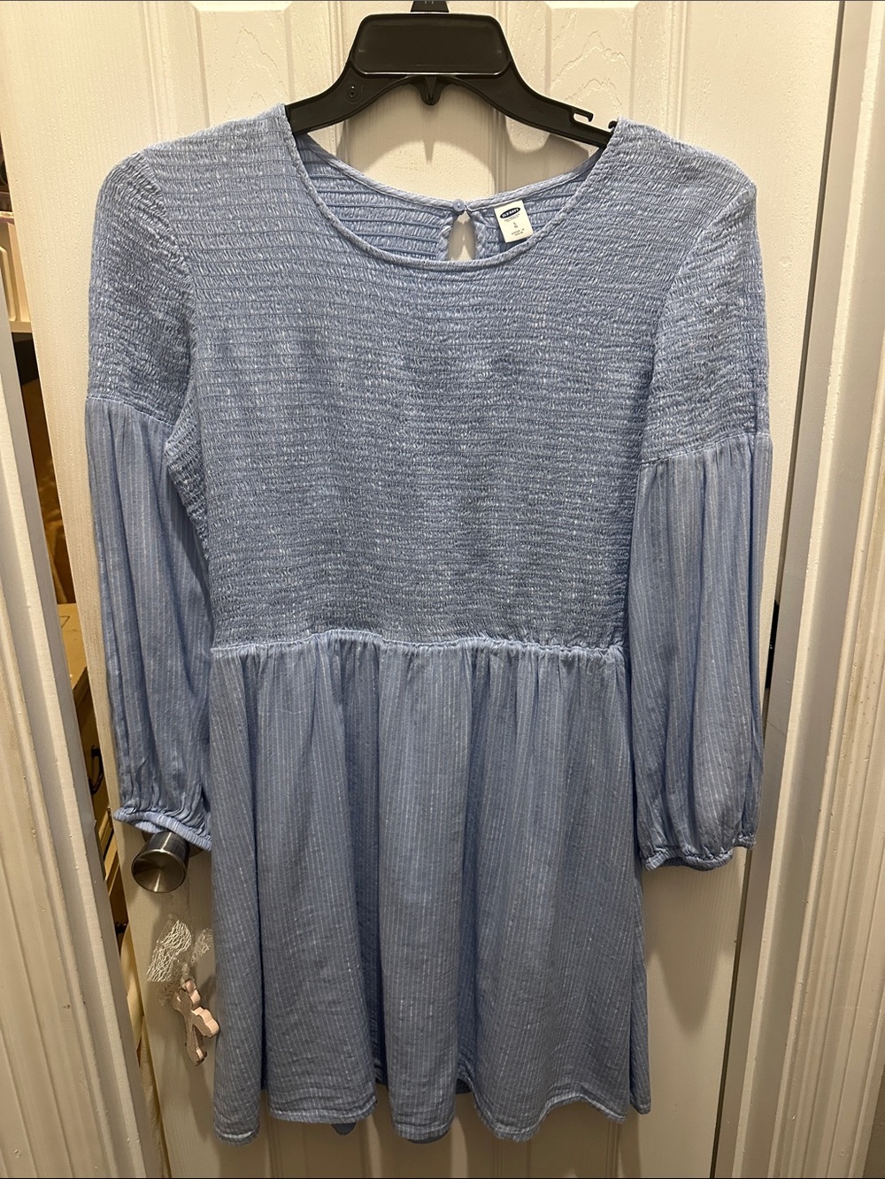 Women’s Old Navy Light Blue Smocked Bodice Dress
